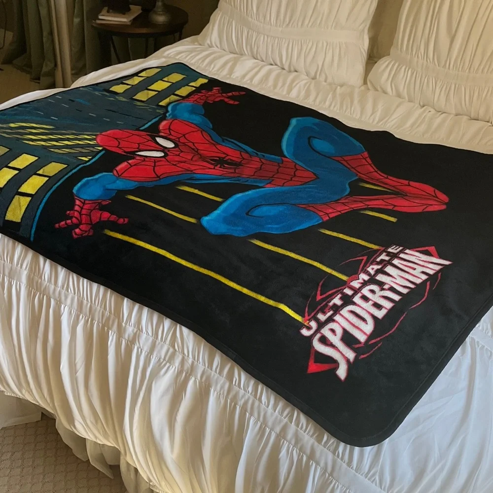Ultimate Spider-Man Blanket